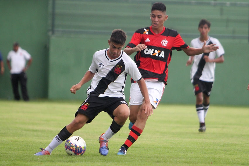 Sub-14 é superado na decisão do Campeonato Metropolitano